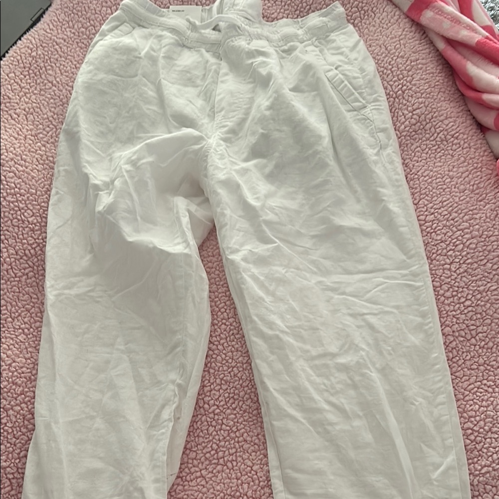 White Iinen pants